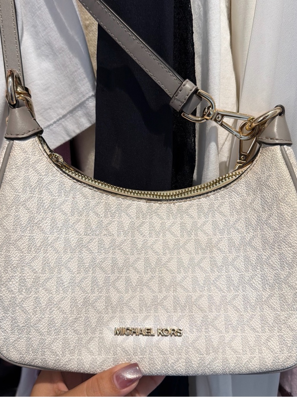 Michael Kors purse